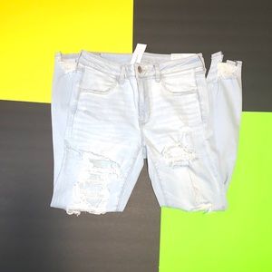 American Eagle ripped jeans size 12 NEW